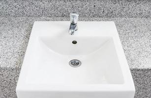 White clean basin photo