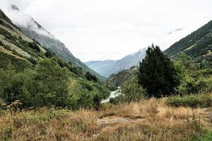 una vista de los pirineos desde el lado francés foto