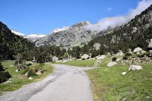 una vista de los pirineos desde el lado francés foto