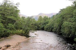 una vista de las tierras altas de Escocia cerca de ben nevis foto