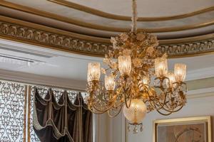 chandelier in the room photo
