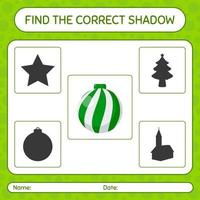 encuentra el juego de sombras correcto con adornos navideños. hoja de trabajo para niños en edad preescolar, hoja de actividades para niños vector