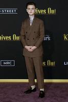 los angeles - 14 de noviembre jaeden martell, jaeden lieberher en el estreno de knife out en el teatro del pueblo el 14 de noviembre de 2019 en westwood, ca foto