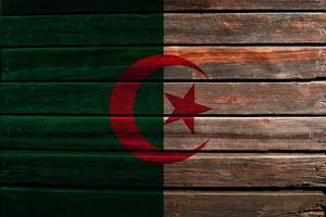 bandera de argelia en madera foto
