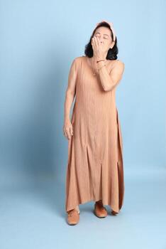 mujer asiática senior foto