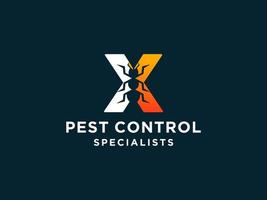 letra inicial x diseño del logotipo de control de plagas con combinación de forma de silueta de insecto. vector