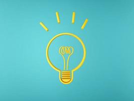 Idea light bulb with blue background.3d rendering photo