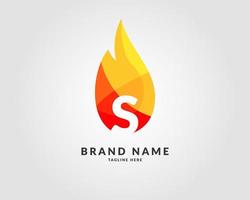diseño de logotipo brillante de moda de llama moderna de letra s para empresa creativa y enérgica vector