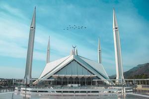 A beautiful view of faisal masjid. unique picture of shah faisal mosque. photo