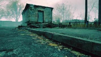 vista de la ciudad de pripyat de la zona de exclusión cerca de la planta de energía nuclear de chernobyl video