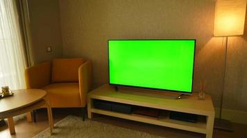 Télévision à écran vert 8k à la maison video