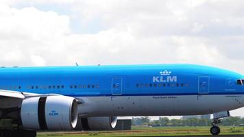 klm boeing 777 landung video