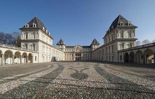 Castello del Valentino in Turin photo