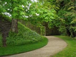 jardín y costa cerca de Newcastle en Inglaterra foto