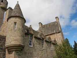 la ciudad de inverness y las tierras altas escocesas foto