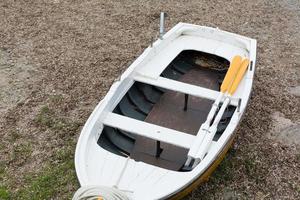 Artisanal fishing boat, local fishing, inshore fishing, inshore fishing photo