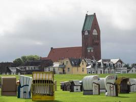 la ciudad de cuxhaven en el mar del norte en alemania foto