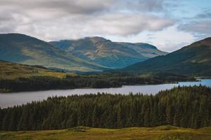 montaña en escocia, reino unido foto