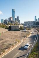 melbourne, australia - 8 de noviembre de 2015 - camino de entrada en la ciudad de melbourne, australia. foto