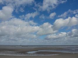 la isla de spiekeroog en alemania foto