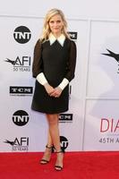 los angeles 8 de junio - reese witherspoon en el premio a la trayectoria de los institutos de cine americano a diane keaton en el dolby theater el 8 de junio de 2017 en los angeles, ca foto