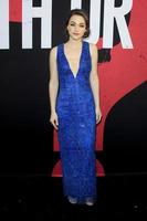 los angeles 12 de abril - violett beane en el estreno de verdad o reto de blumhouses en cinerama dome el 12 de abril de 2018 en los angeles, ca foto