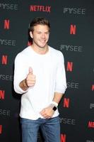 los angeles 6 de mayo - jimmy tatro en el evento de lanzamiento de netflix fysee en raleigh studios el 6 de mayo de 2018 en los angeles, ca foto