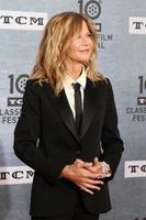 los angeles 11 de abril - meg ryan en la gala del festival de cine clásico tcm 2019 proyección del 30 aniversario de cuando harry conoció a sally en el teatro chino tcl imax el 11 de abril de 2019 en los angeles, ca foto