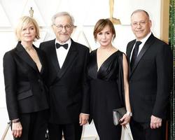 los angeles 27 de marzo - kate capshaw, steven spielberg, kristie macosko krieger, mark krieger en los 94 premios de la academia en dolby theater el 27 de marzo de 2022 en los angeles, ca foto