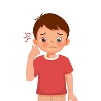 un niño lindo tiene dolor en los ojos, conjuntivitis o conjuntivitis, ojos hinchados debido a irritación o inflamación, alergias al polvo vector