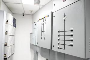 Main Distribution Board Control the power failure from the building switch panel of power plant. Control UPS Indoor High Voltage Vacuum DC Circuit Breaker photo