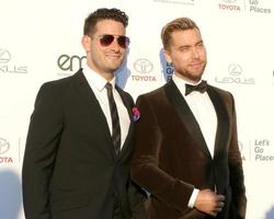 los angeles 23 de septiembre - michael turchin, lance bass en los 27º premios de medios ambientales en el barker hangaer el 23 de septiembre de 2017 en santa monica, ca foto