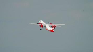 Airberlin Bombardier Dash 400 departure video