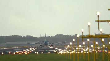 klm boeing 737 landung video