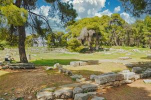 abatón de epidauro en el santuario de grecia foto