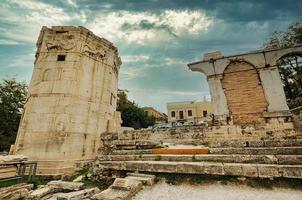 ágora romana en atenas de grecia foto