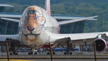 Flugzeugwartestart vor dem Abflug video