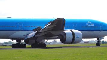 aterrizaje del boeing 777 de klm video