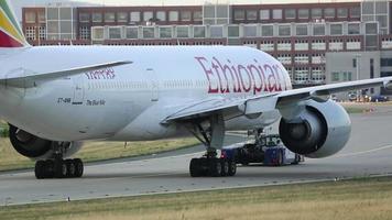 Boeing 777 of Ethiopian at Fraport video