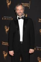 los angeles 9 de septiembre - judd apatow en los premios emmy creativos 2017 en el microsoft theater el 9 de septiembre de 2017 en los angeles, ca foto