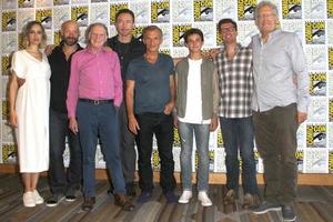 san diego 20 de julio - el elenco de cepas y los productores en el primer día de la comic con en la comic con international el 20 de julio de 2017 en san diego, ca foto