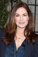 los angeles 5 de enero - kim delaney en la reunión de todos mis hijos en el programa home and family en universal studios el 5 de enero de 2017 en los angeles, ca foto