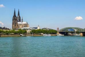 hdr panorama del río koeln foto