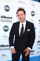 LOS ANGELES, MAY 19 - David Arquette arrives at the Billboard Music Awards 2013 at the MGM Grand Garden Arena on May 19, 2013 in Las Vegas, NV photo