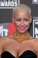 Los Ángeles, 14 de enero: Amber Rose llega a la 16ª entrega anual de los premios de cine de elección de críticos en Hollywood Palladium el 14 de enero de 2011 en Los Ángeles, CA. foto