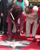 LOS ANGELES, MAY 19 - Chaka Kahn, Stevie Wonder at the Chaka Kahn Hollywood Walk of Fame Star Ceremony at Hollywood Blvd on May 19, 2011 in Los Angeles, CA photo