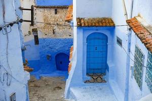 Calle en Chefchaouen, Marruecos foto