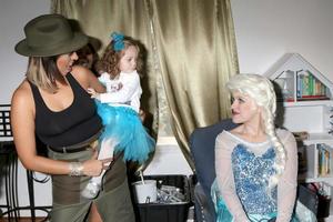 LOS ANGELES - NOV 26  Guest, Amelie Bailey, Elsa Character at the Amelie Bailey 2nd Birthday Party at Private Residence on November 26, 2017 in Studio City, CA photo
