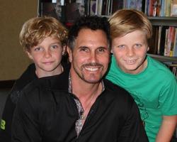 LOS ANGELES, JUL 8 - Don Diamont, twin sons Anton and Davis at the William J. Bell Biography Booksigning at Barnes and Noble on July 8, 2012 in Costa Mesa, CA photo