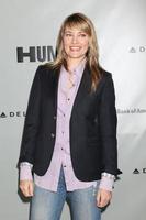 los angeles 20 de junio - madchen amick en la noche de apertura de la obra human en el teatro ahmanson el 20 de junio de 2018 en los angeles, ca foto